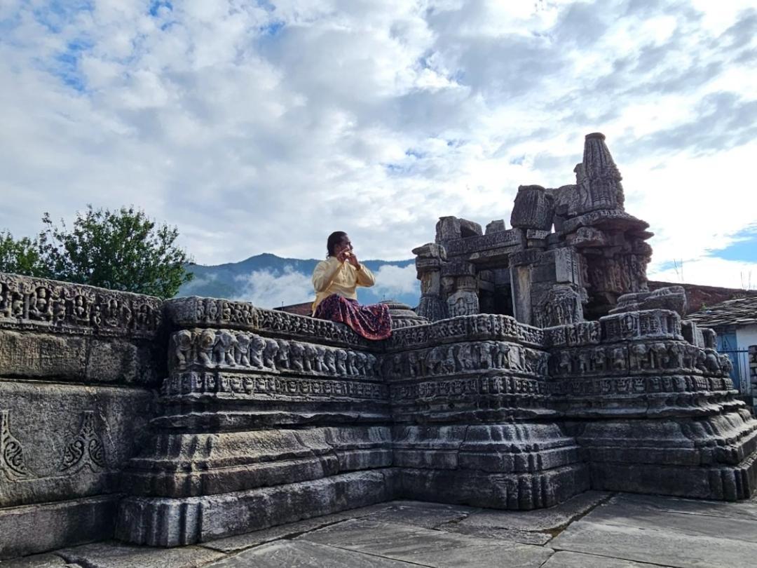Katyuri Kings Divine Stay- Babaji'S Cave Dwarahat Ngoại thất bức ảnh
