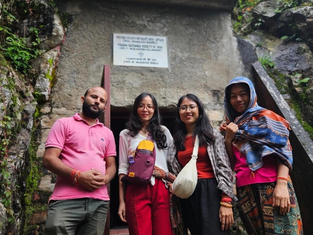 Katyuri Kings Divine Stay- Babaji'S Cave Dwarahat Ngoại thất bức ảnh